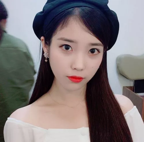 ไอยู (IU)